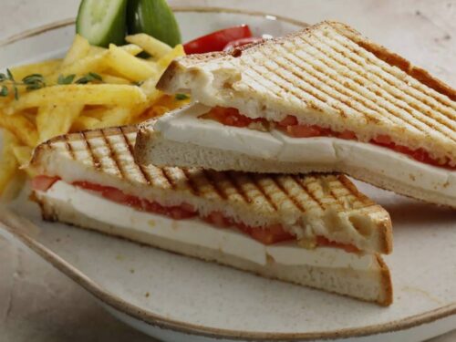 Beyaz Peynirli Tost