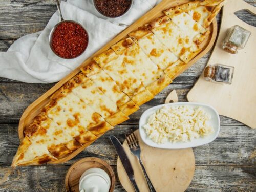 Kaşarlı Sade Pide