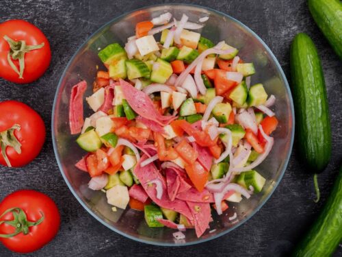 Akdeniz Salata